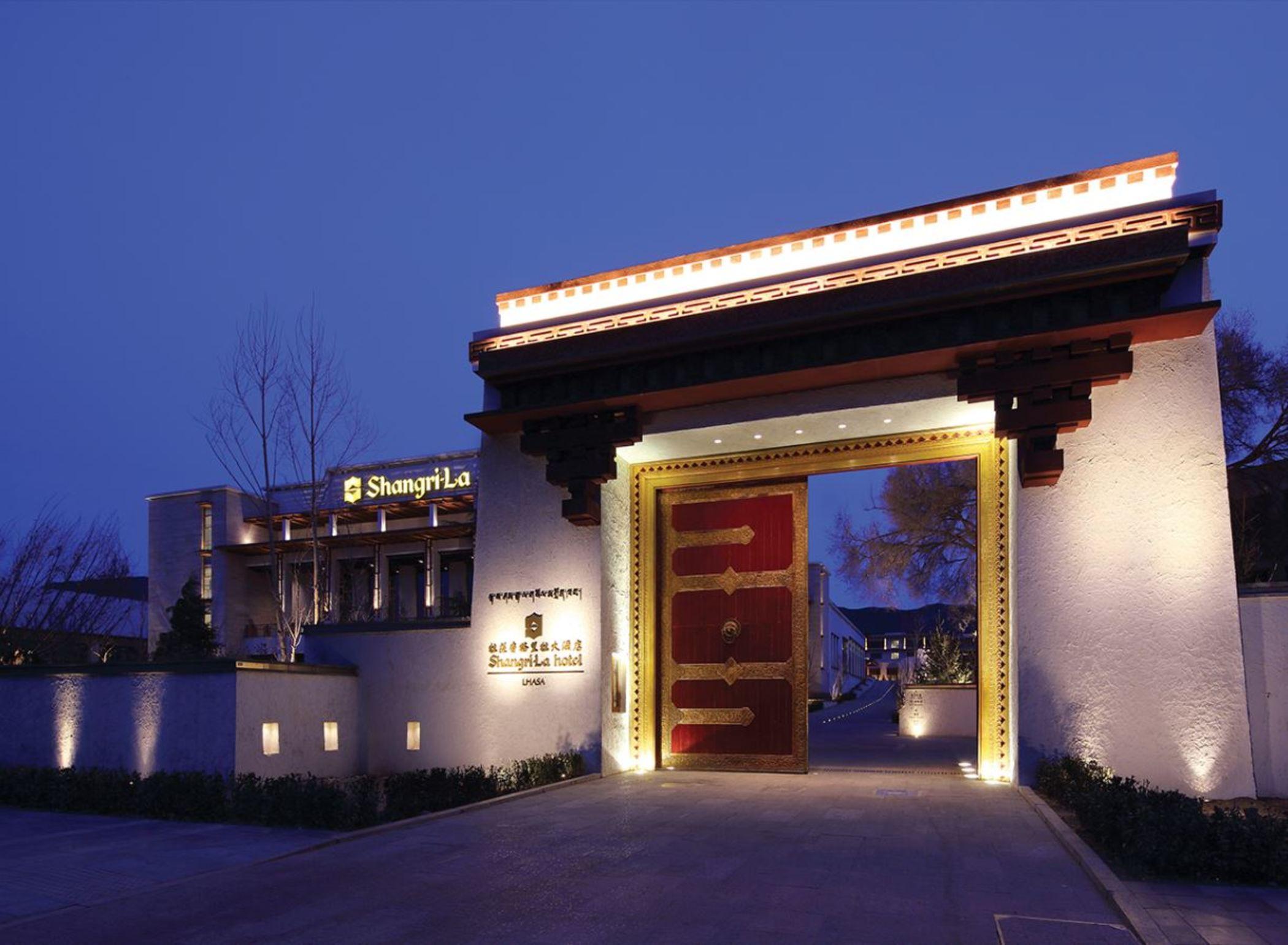 Shangri-La Lhasa Exterior photo